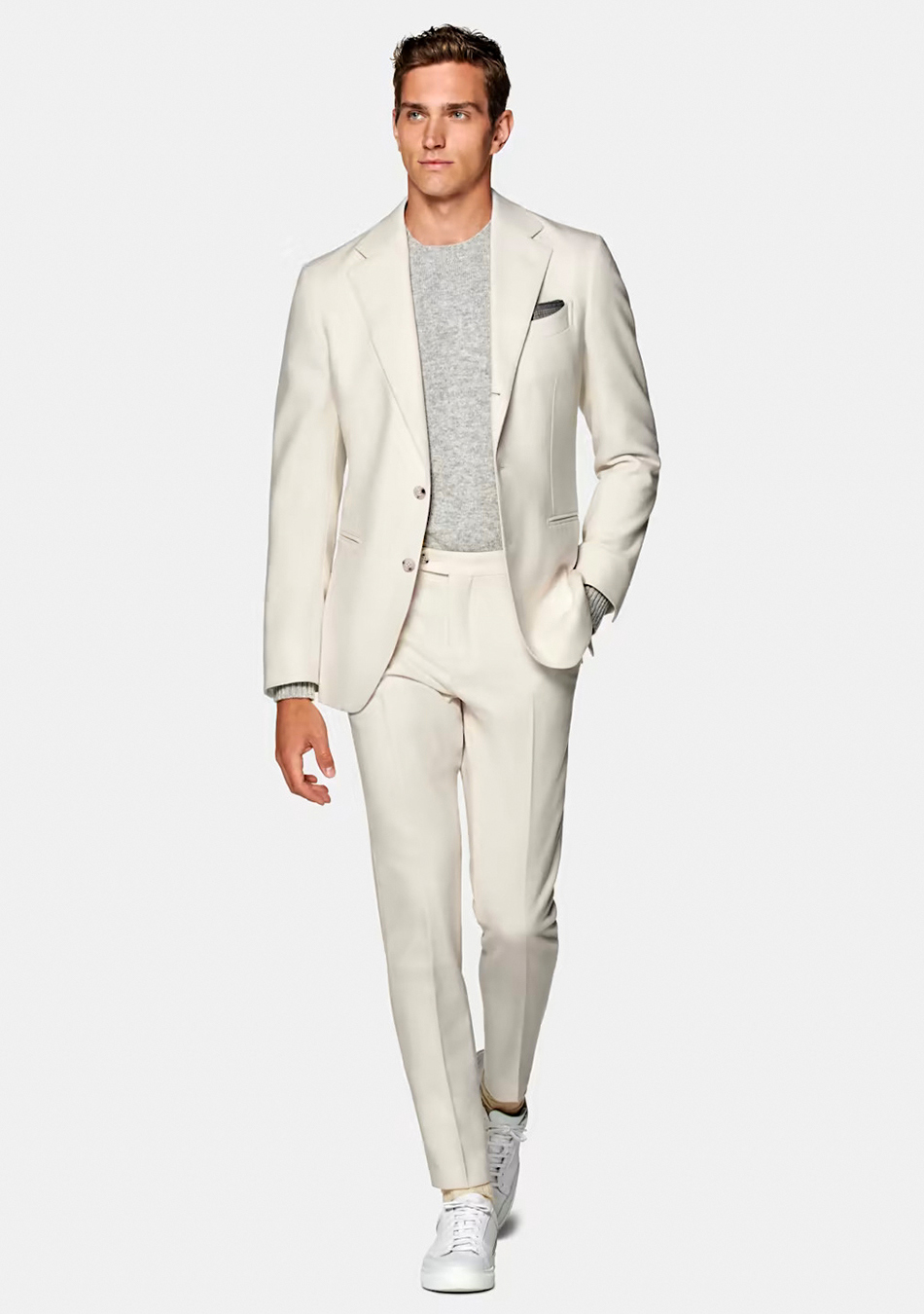 White suit 2025 with sneakers