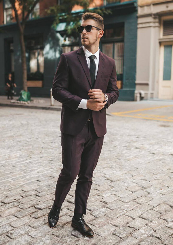 Elegant Ways to Wear Derby Shoes with a Suit
