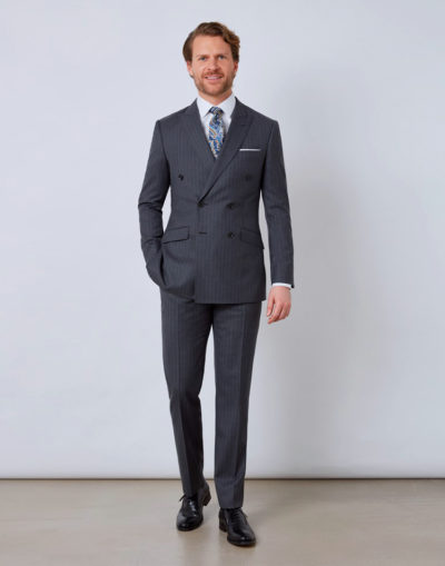 Best Charcoal Suit Color Combinations with a Shirt and Tie