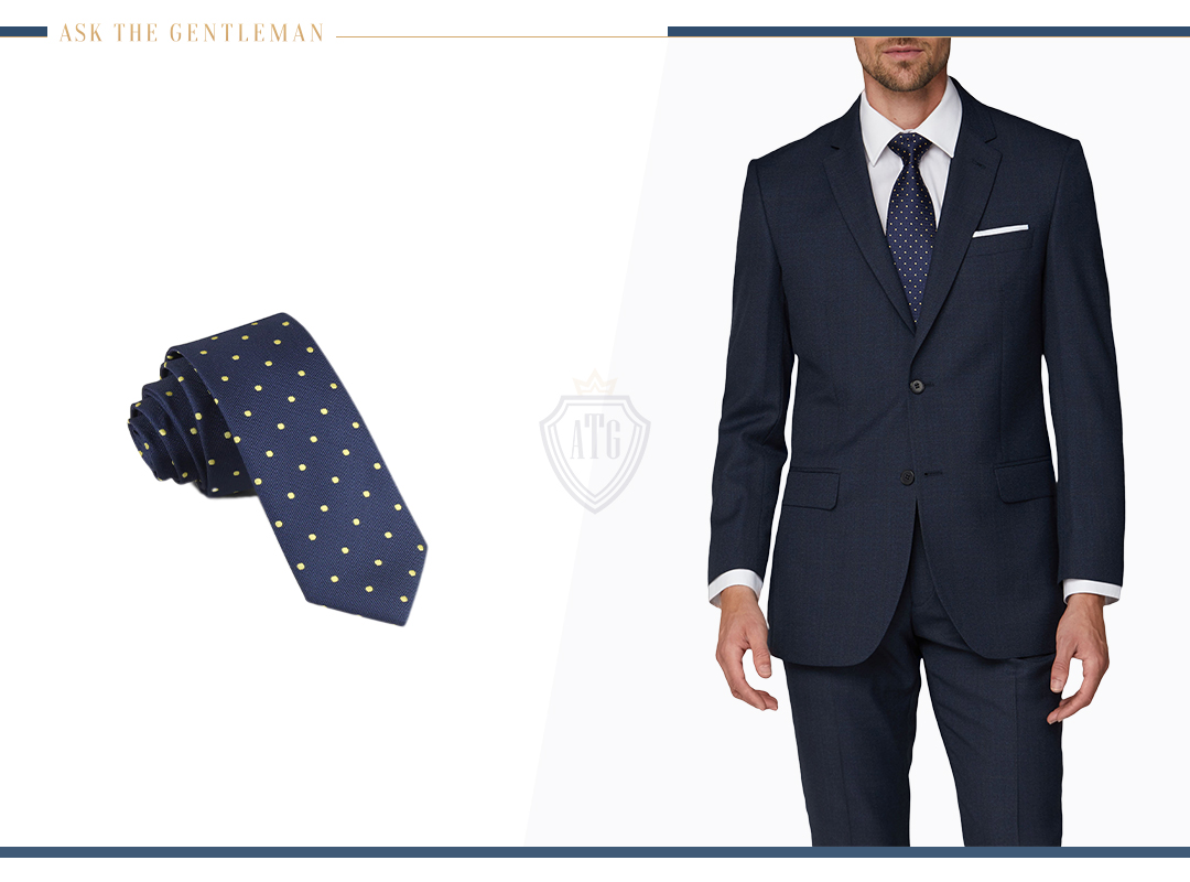 How to wear a navy blue suit with a navy tie