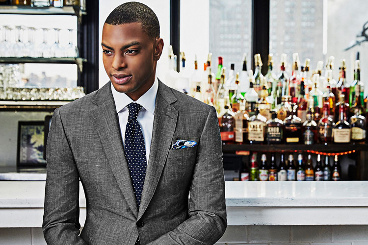 The grey suit is an excellent part of the cocktail attire for men