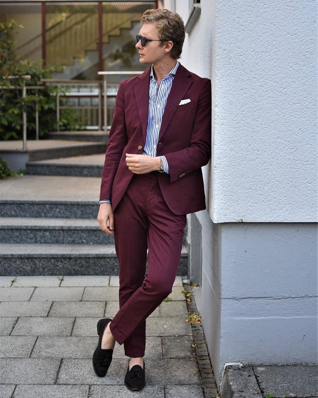 THE Groom in Burgundy and Black | Black and burgundy suit, Burgundy suit, Black  suits